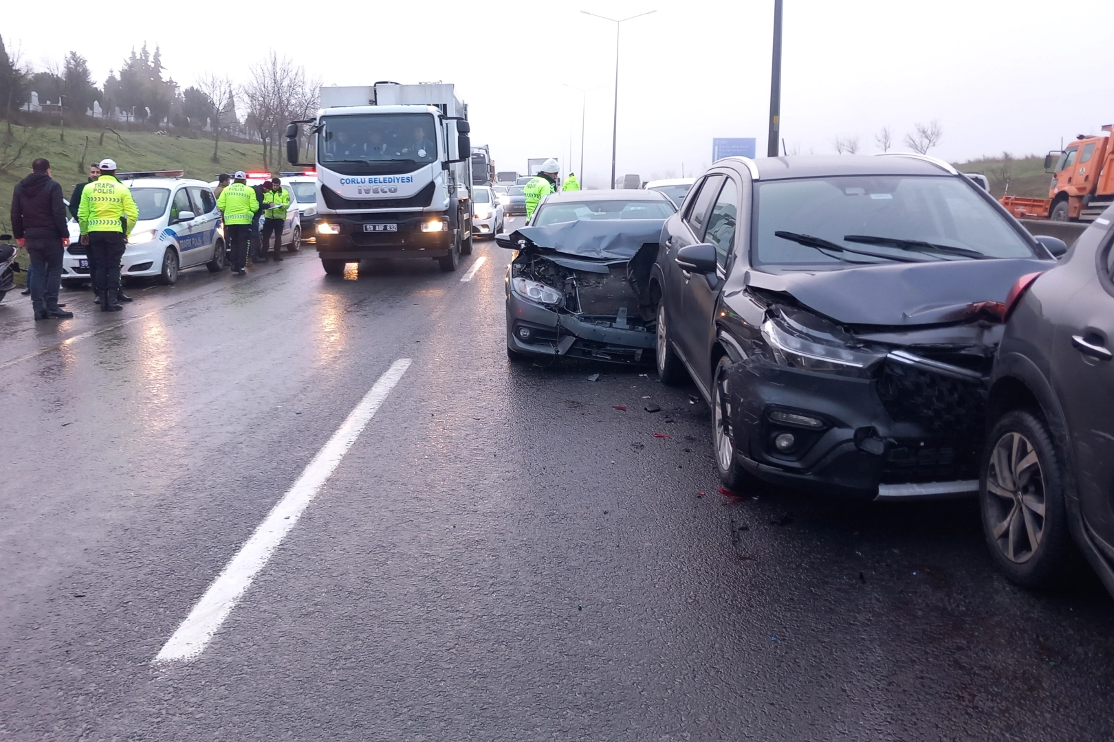 Tekirdağ'da zincirleme trafik kazası: 1 yaralı