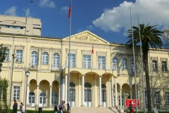 İzmir Valiliğinden dolandırıcılık uyarısı