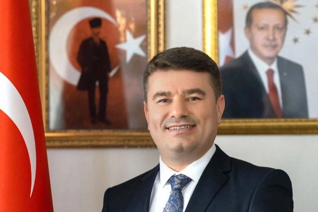 AK Parti Aksaray Belediye Başkan adayı Evren Dinçer kimdir?