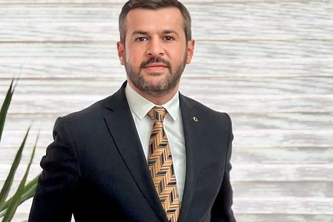 AK Parti Karabük Belediye Başkan Adayı Özkan Çetinkaya kimdir? haberinin görseli