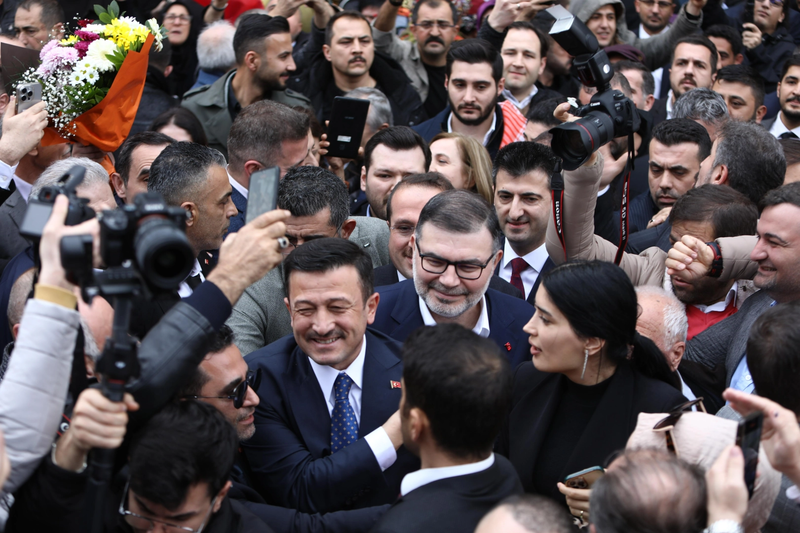 Aday olarak ilk mesajında CHP’ye seslendi: Makam planlarını bozacağız!