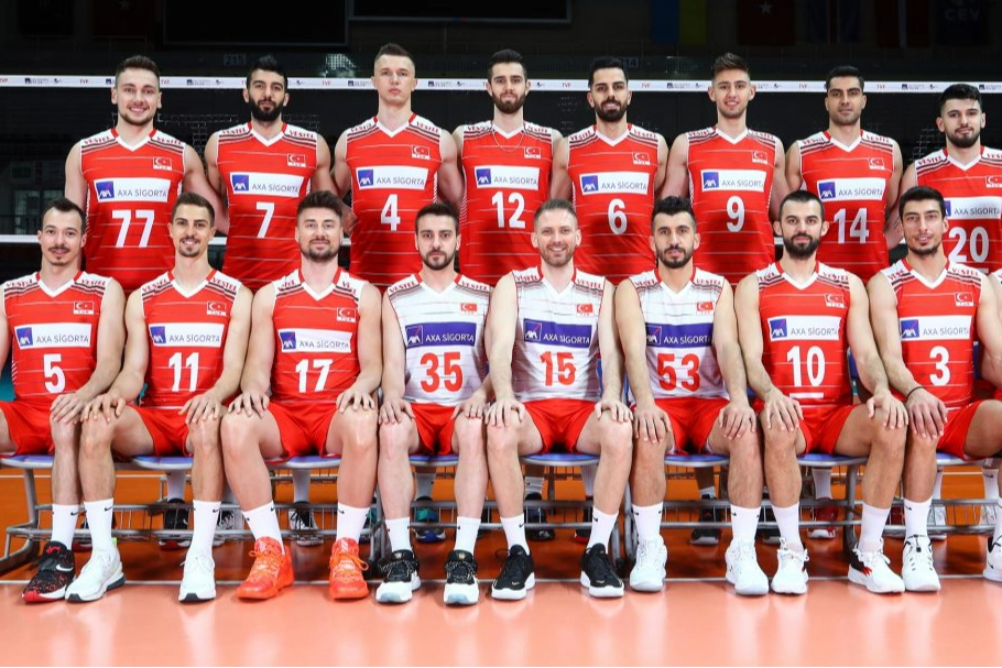 Filenin Efeleri'nin VNL’deki maç programı belli oldu haberinin görseli