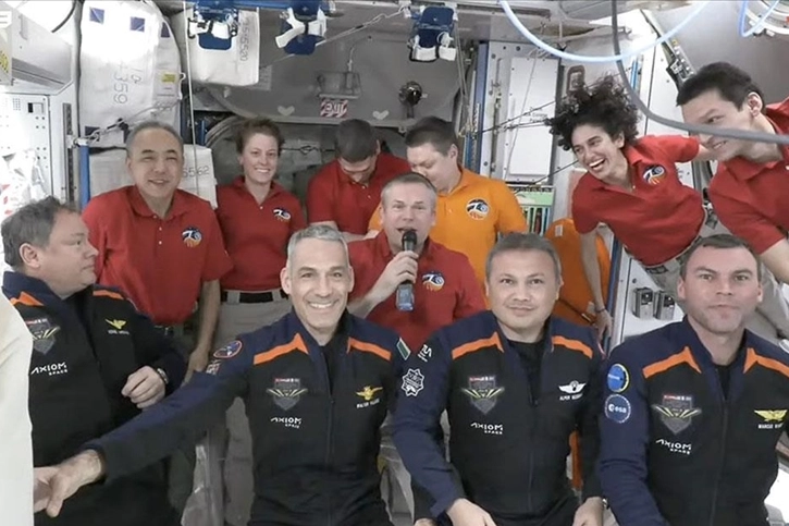 İlk Türk astronot Alper Gezeravcı uluslarası uzay istasyonunda haberinin görseli