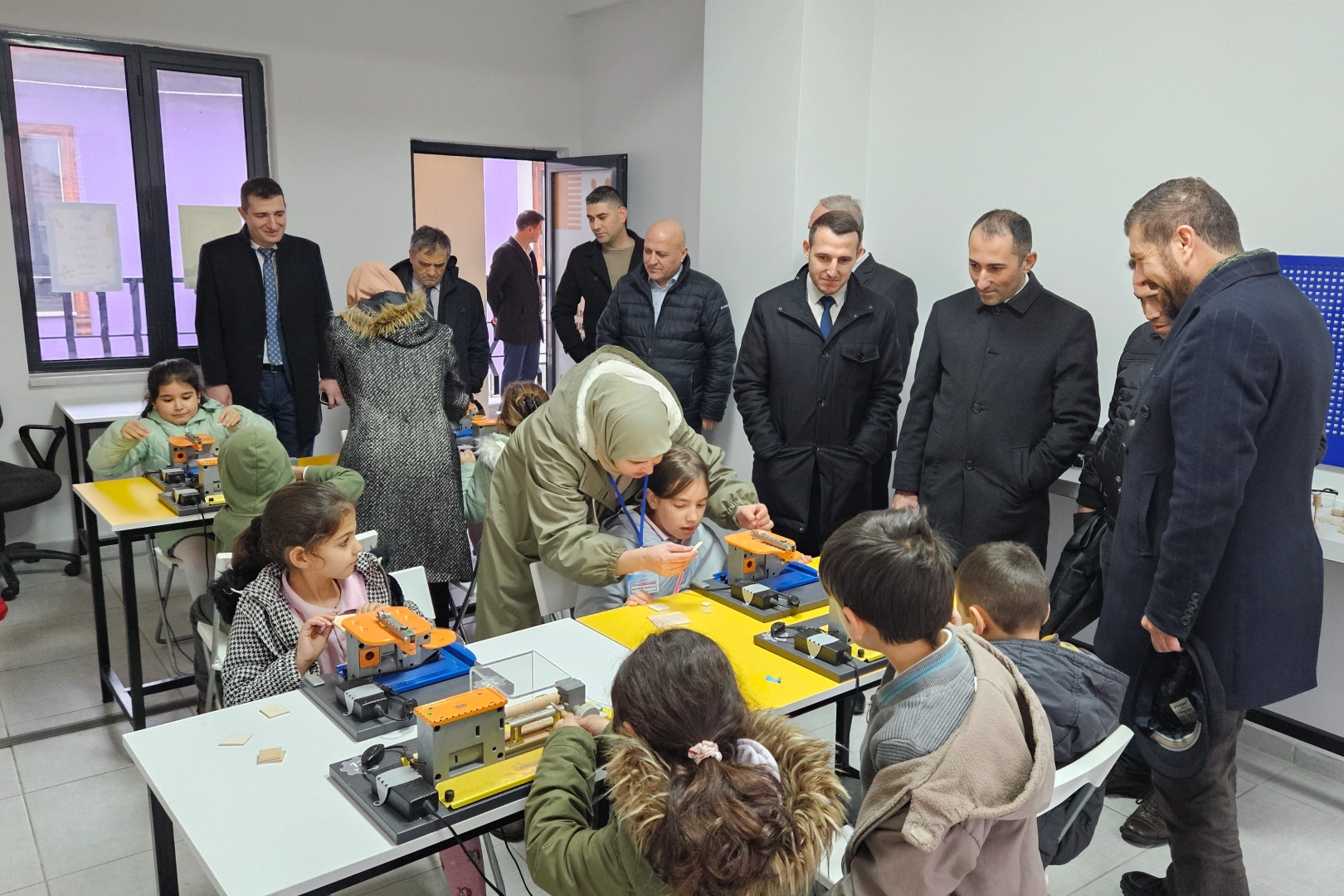 Öğrenciler karne tatilinde Bilim ve Tekonoloji Merkezi'nde