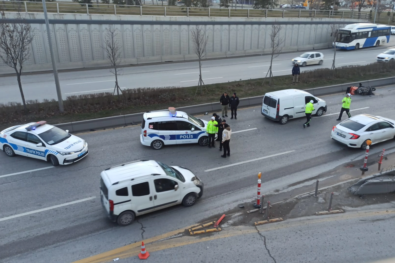 Ankara’da trafik kazası: Panelvan araç ile motosiklet çarpıştı