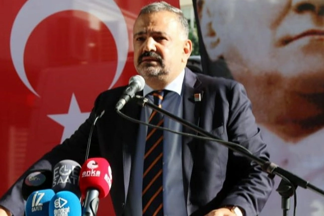 CHP İzmir İl Başkanı Şenol Aslanoğlu: Top karar verici kurulda 