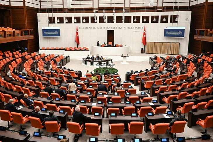 AK Parti, Maden Kanunu'nda değişiklik öngören 16 maddelik teklifi açıkladı