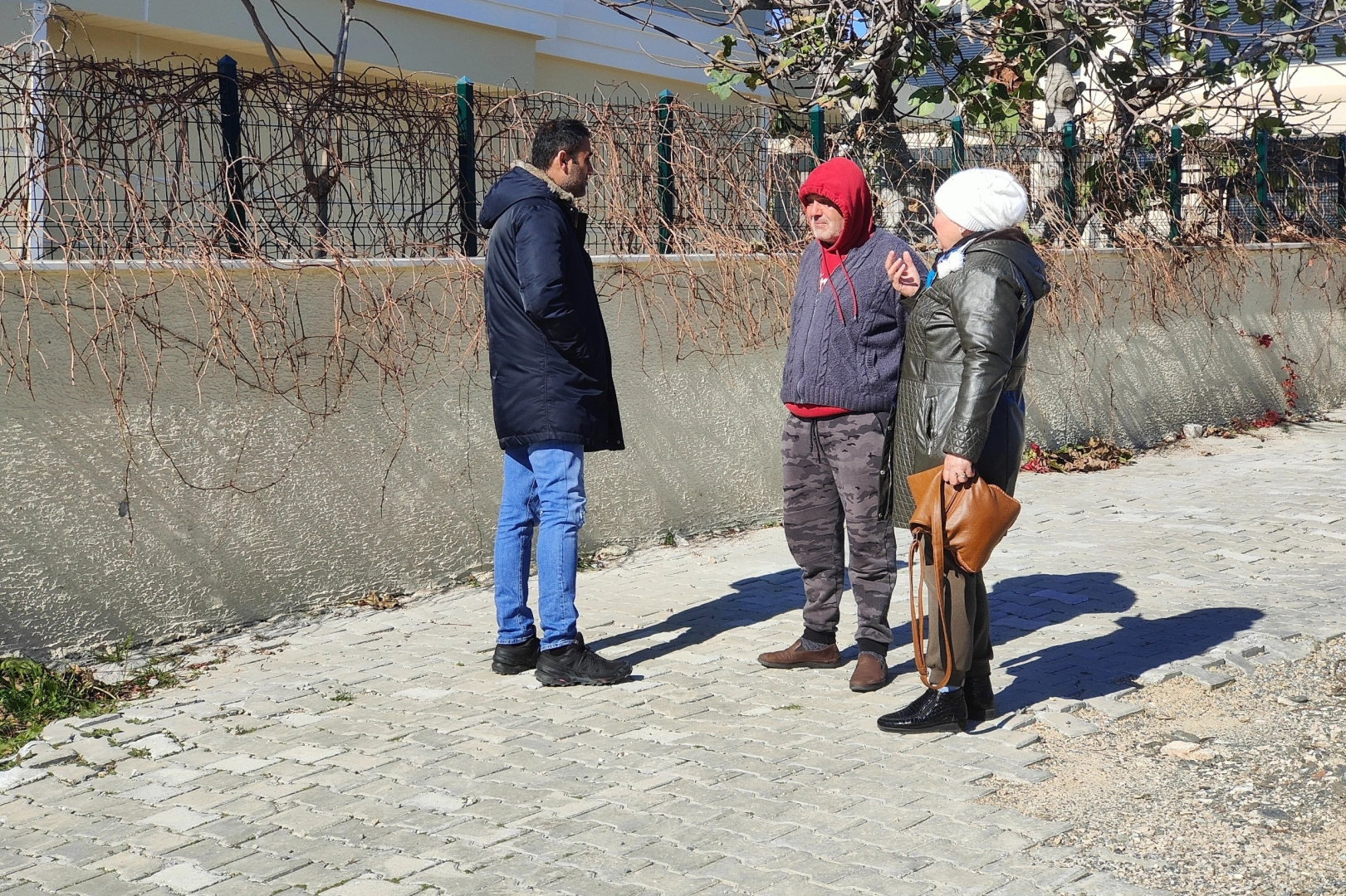 Aydın’da engelli vatandaş yere yığıldı haberinin görseli