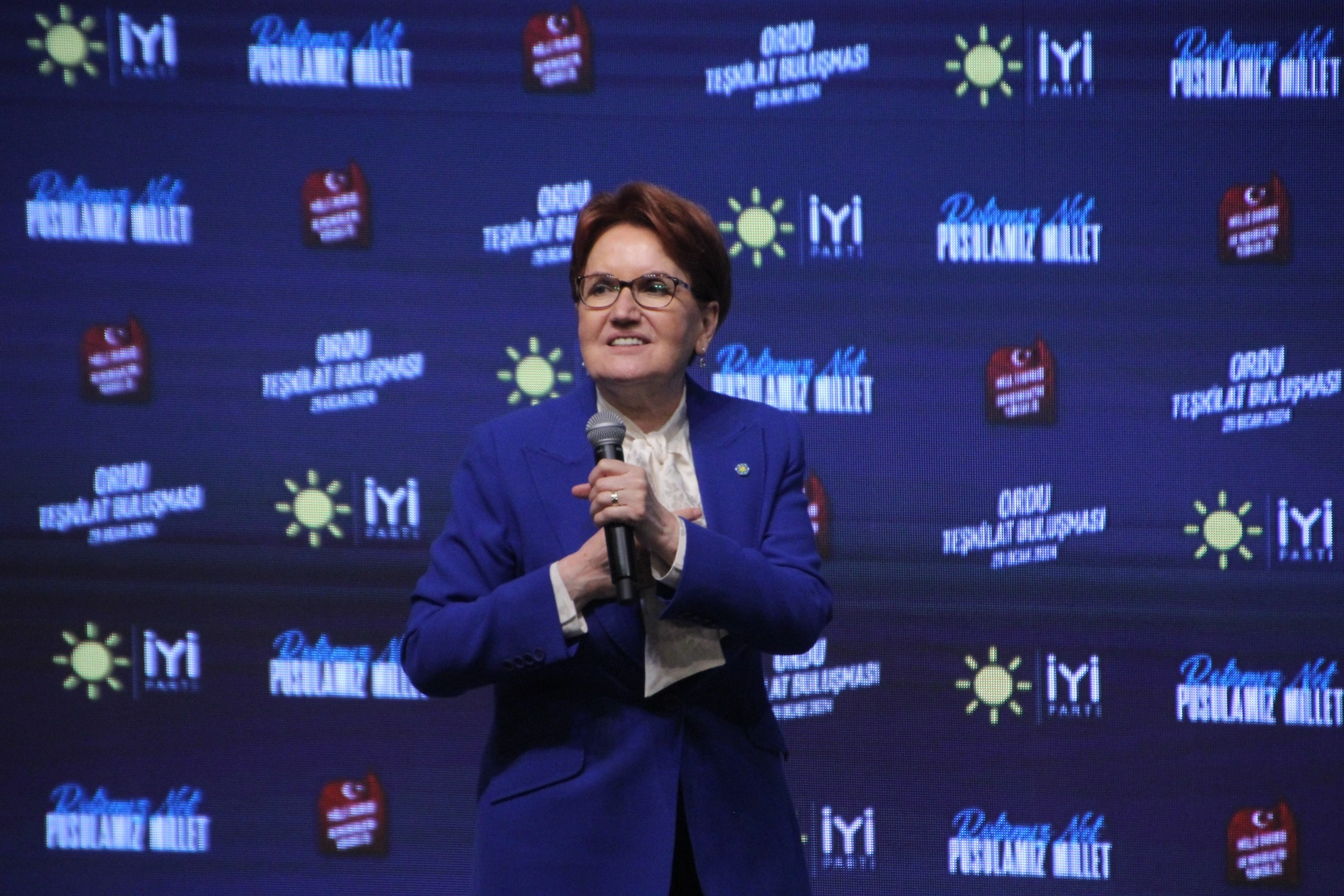 Meral Akşener: Sanki seçime değil savaşa gidiyoruz  haberinin görseli