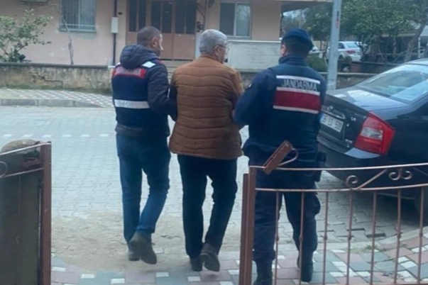 İzmir haber: Sol terör örgütlerine operasyon: 30 gözaltı haberinin görseli