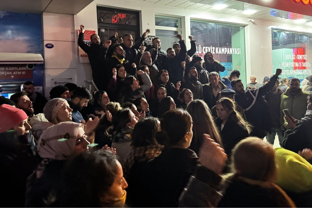 İzmir haber: Çiğli'den CHP'nin belirlediği adaya tepki geldi haberinin görseli