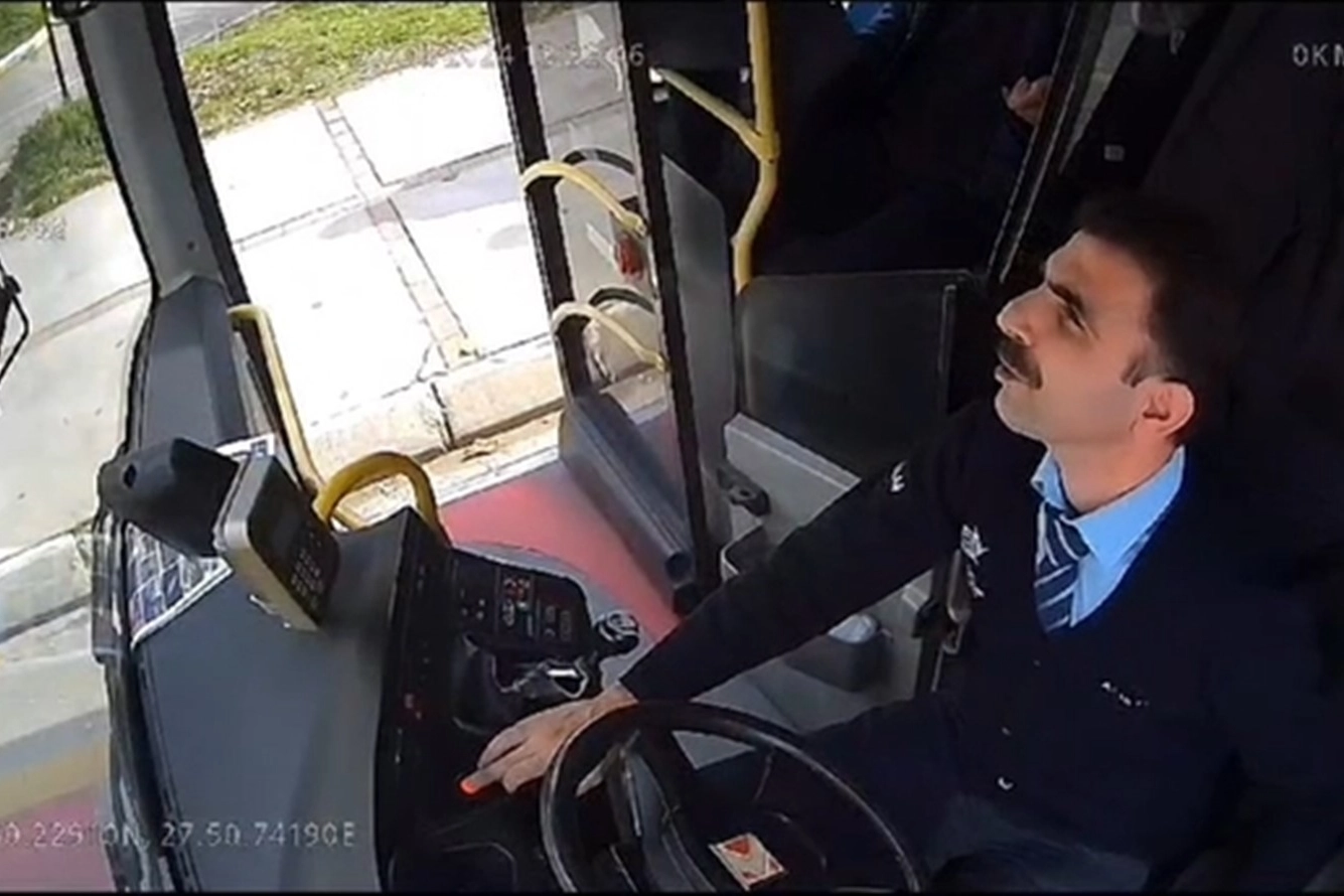 Otobüs şoföründen örnek davranış haberinin görseli