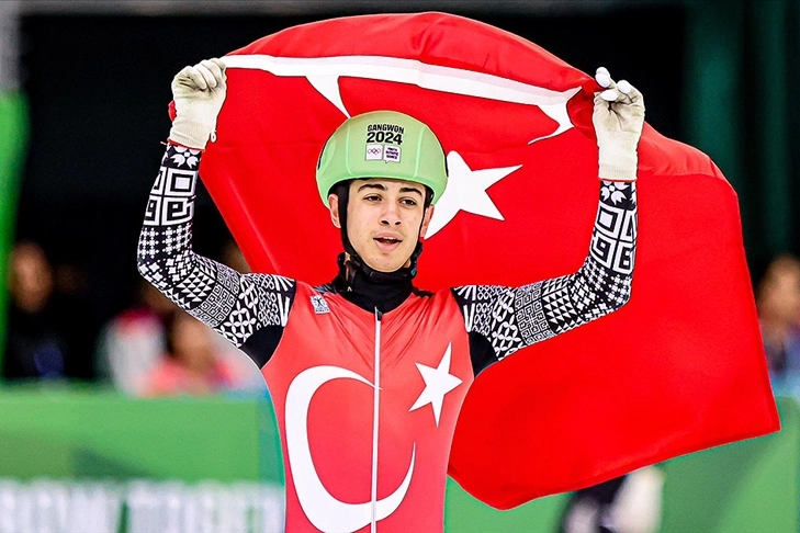 Milli sporculardan 4. Kış Gençlik Olimpiyatları'nda büyük başarı