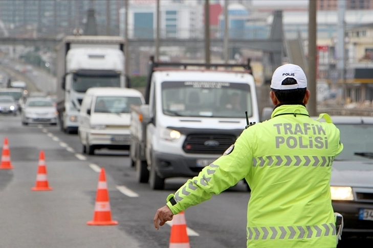 Trafik idari para cezalarının indirimli ödeme süresi uzatıldı