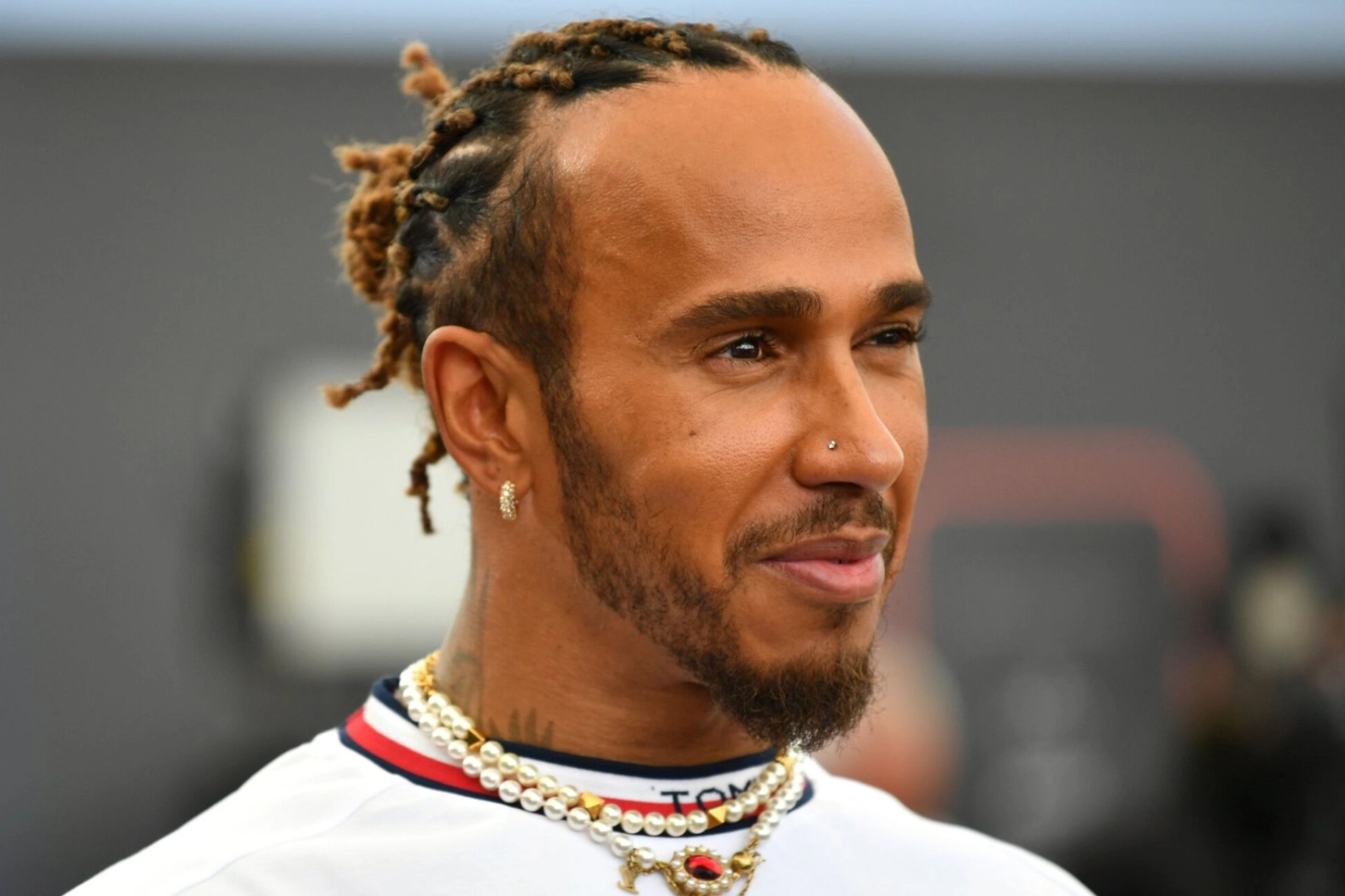 En iyi yarış pilotu ödüllü Lewis Hamilton Kimdir?