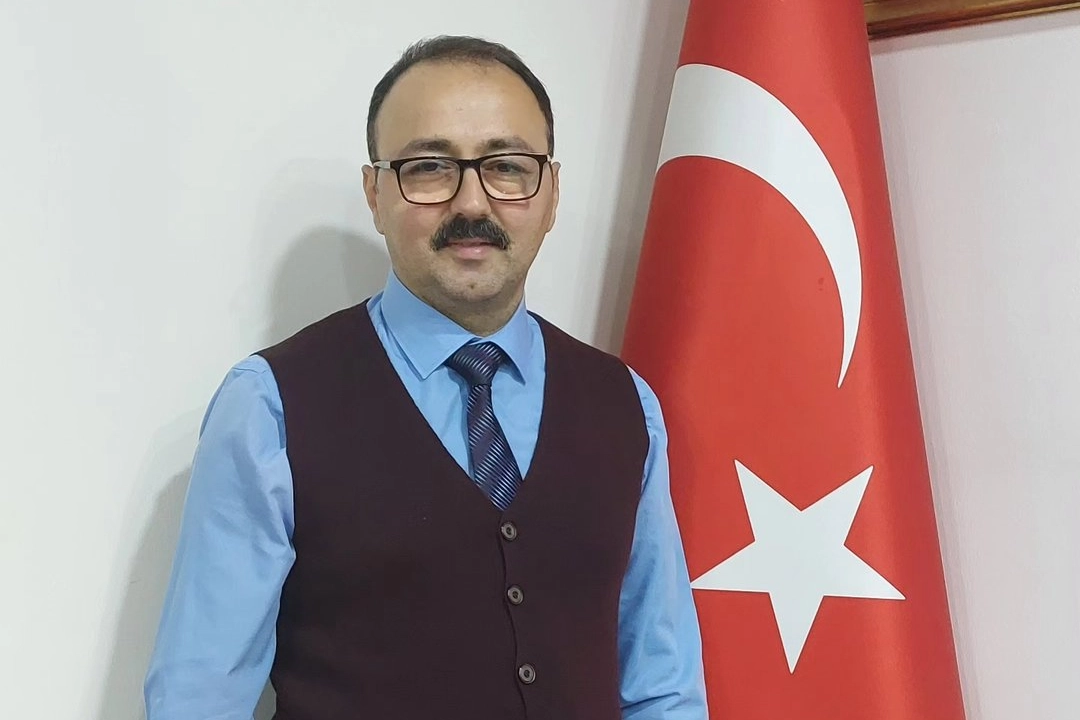 AK Parti Manisa Soma Belediye Başkan adayı Egemen Bülent Türkmen kimdir? haberinin görseli