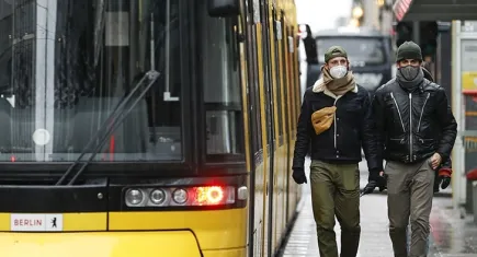 Almanya'da grev dalgası! Toplu taşıma çalışanları da iş bıraktı