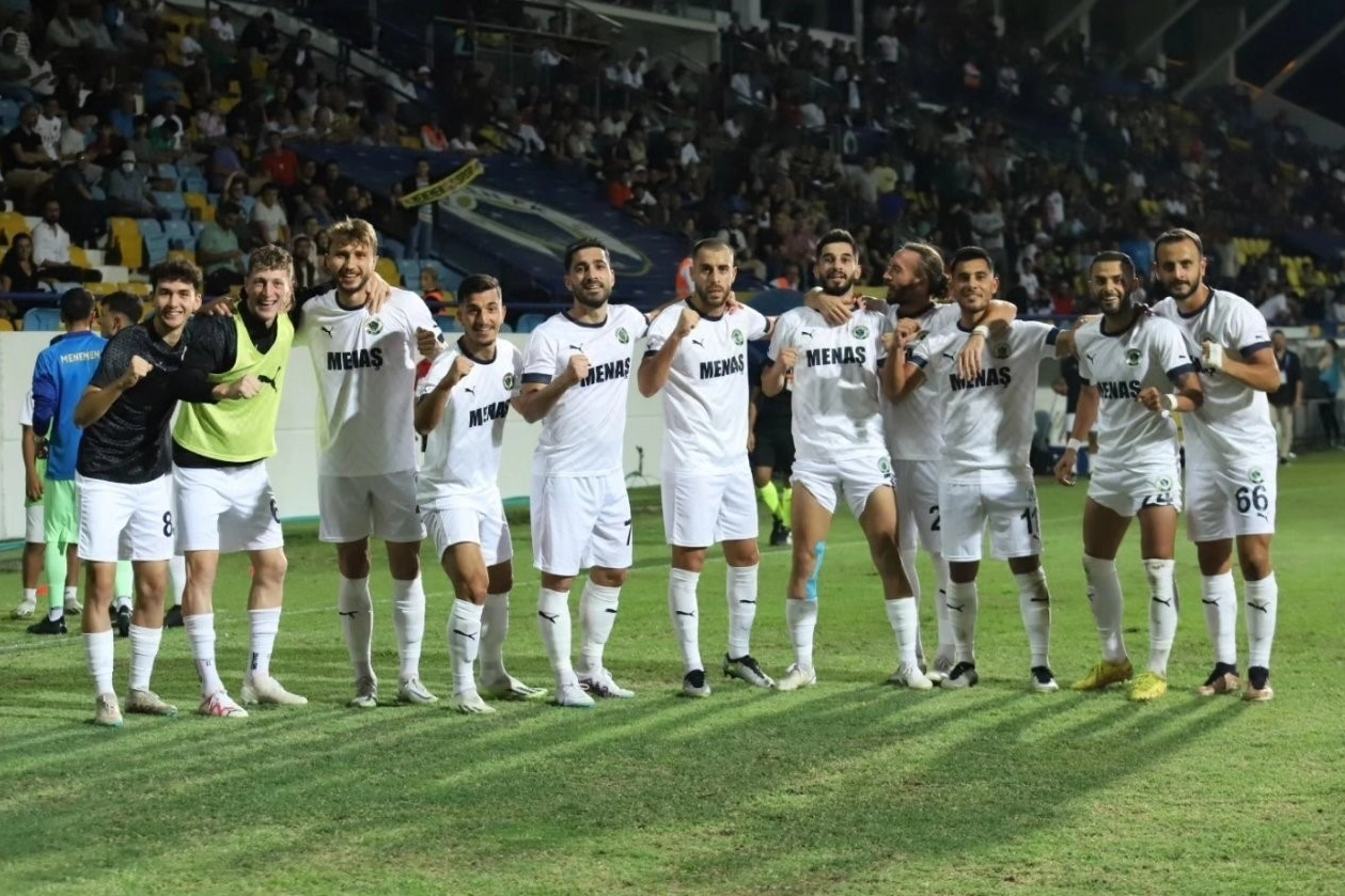 Menemen FK'nın konuğu 24Erzincanspor haberinin görseli