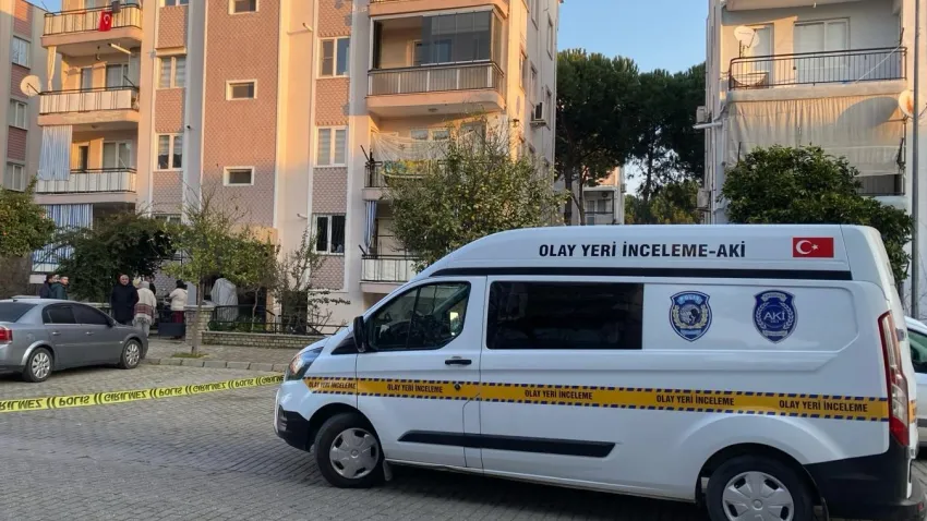 Aydın’da korkunç olay: Evinin balkonunda bulundu haberinin görseli
