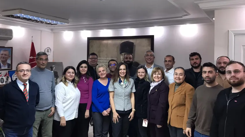 CHP Karşıyaka İlçe örgütü seçim çalışmaları için sahada