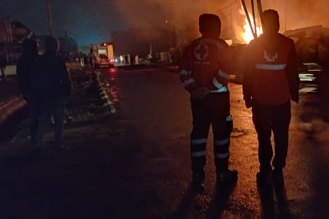 Gaz dolum tesisinde patlama: 2 ölü, 222 yaralı haberinin görseli