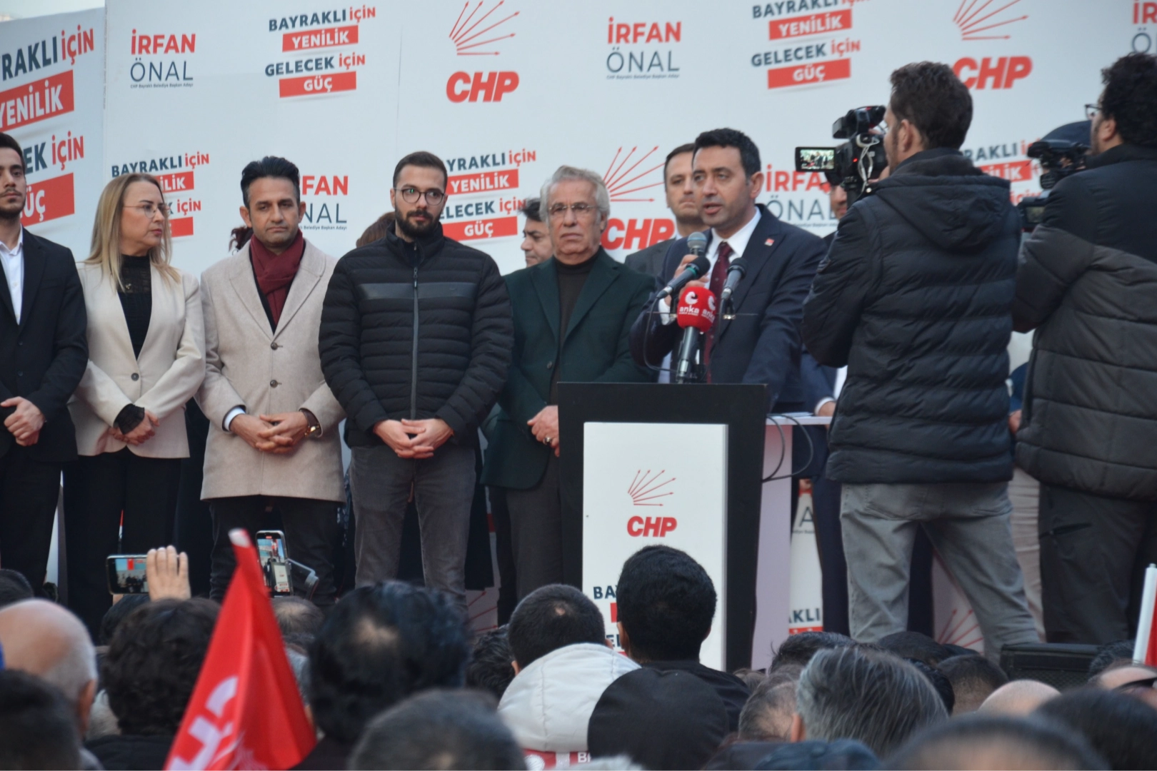 İlk miting Bayraklı’da! Önal’dan iddialı çıkış haberinin görseli