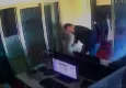 İş yerinde korku dolu anlar: Bomba gibi patladı