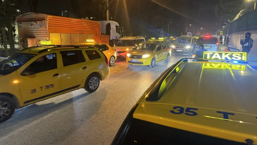 İzmir haber: Meslektaşları öldürülen taksici için konvoy oluşturdu