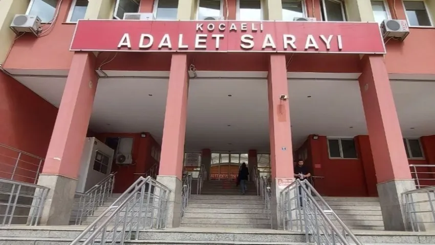 Kocaeli'de çarpıcı istismar davası: Anne kızına inanmadı haberinin görseli