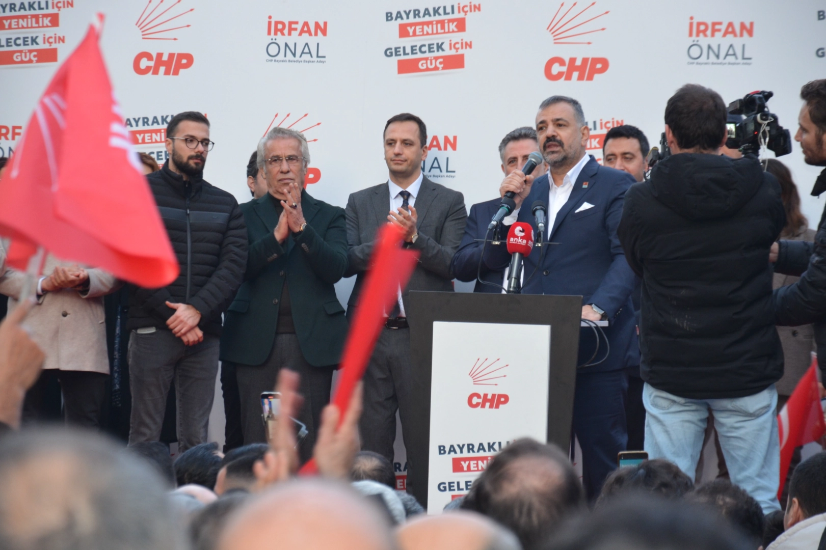  Önal’a ‘ithal aday’ tepkilerine Aslanoğlu’ndan yanıt haberinin görseli