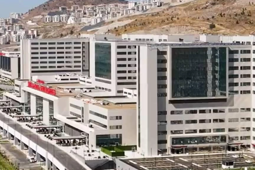 Şehir hastaneleri satılacak mı? haberinin görseli