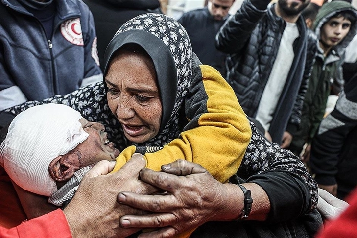 İsrail'in Gazze saldırılarında 120. gün: 12 bin çocuk öldürüldü haberinin görseli