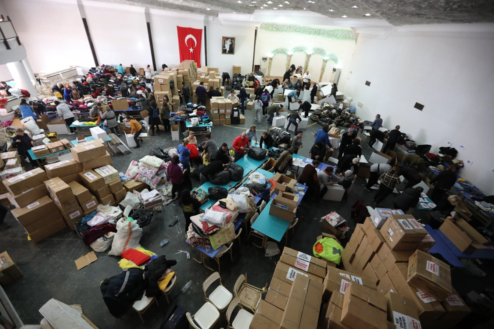 Efes Selçuk’ta 6 Şubat depremleri anıldı haberinin görseli