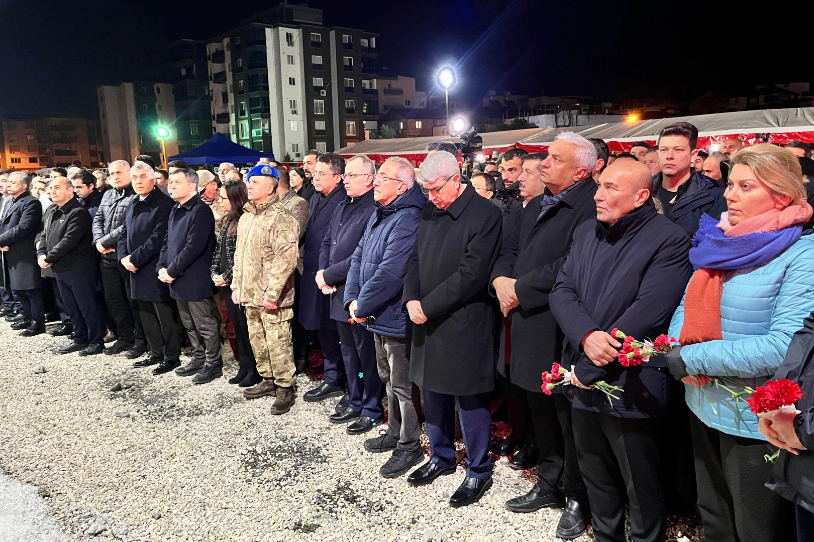 Tunç Soyer Osmaniye'de anma törenlerine katıldı haberinin görseli
