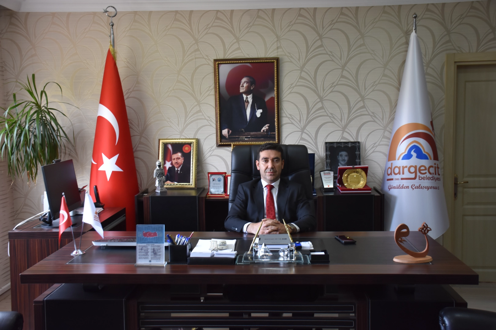 AK Parti Mardin Dargeçit Belediye Başkan adayı Mehmet Cüneyt Aksoy kimdir? haberinin görseli