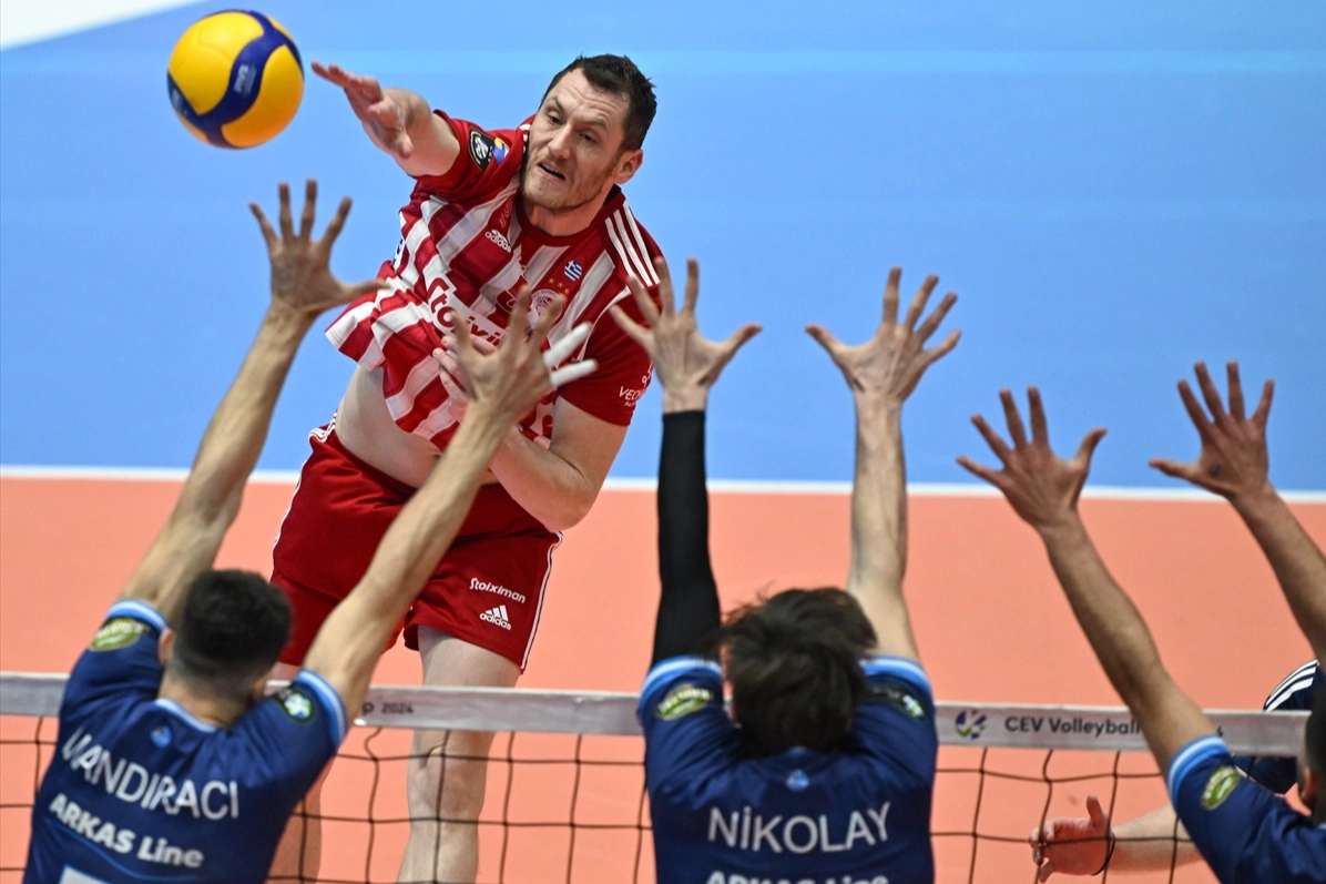 Arkas Spor yarı finale yükseldi haberinin görseli