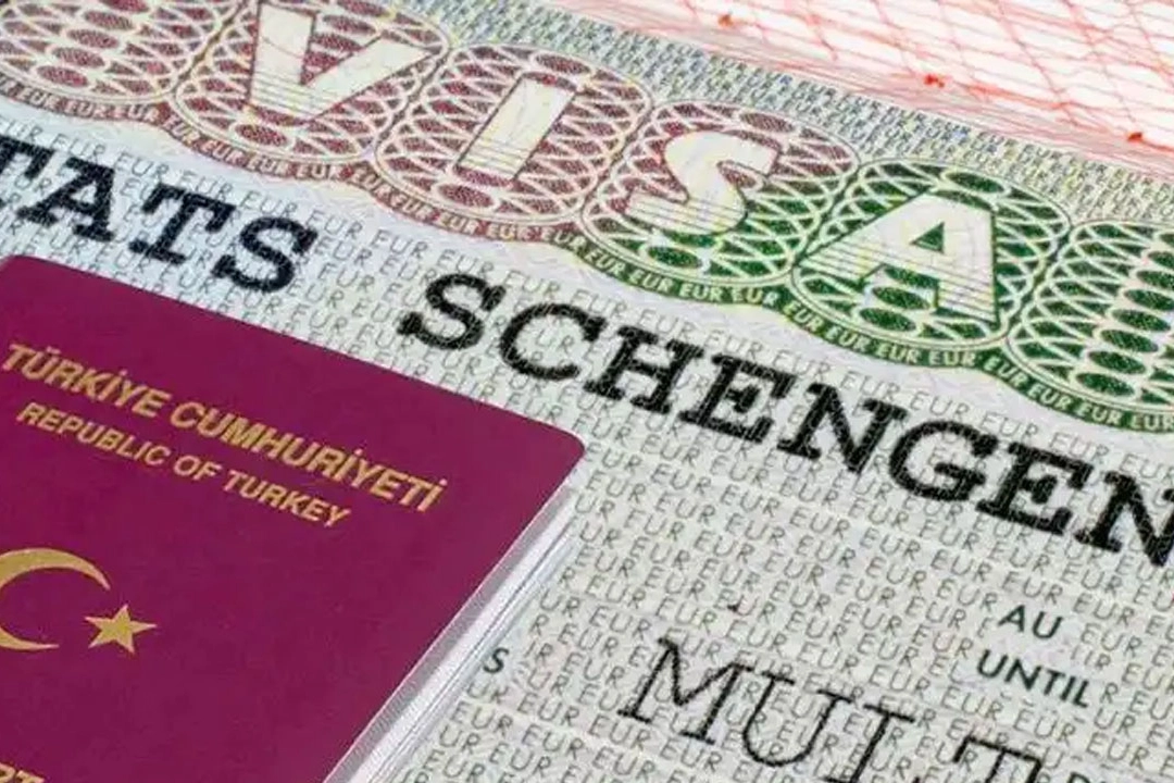 Schengen vizesine zam geldi! Schengen vize fiyatı ne kadar oldu? Schengen vizesi nasıl alınır? haberinin görseli