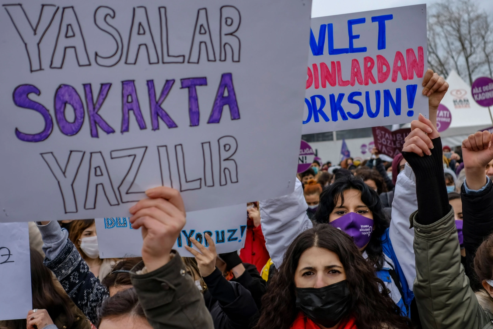 EŞİK’ten Medeni Kanun mesajı: Birlikte yaşayabilmemizin güvencesidir!