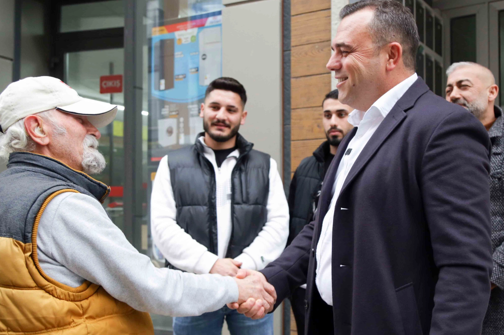 Ahmet Aydın saha çalışmalarına tam gaz devam