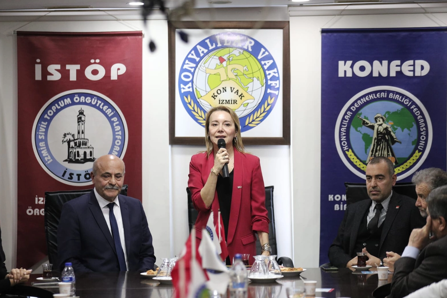 CHP’li Mutlu’dan esnafa güvence ve yönetimde liyakat vurgusu