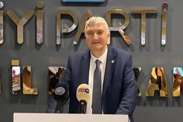 İYİ Parti Bayraklı Belediye Başkan Adayı Mehmet Erdinç Çobanoğlu kimdir?