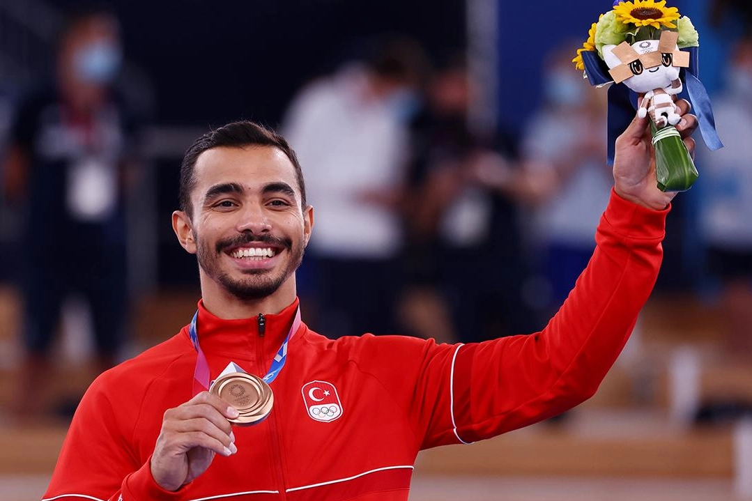 Jimnastik sporunun dünyaca tanınan ismi Ferhat Arıcan kimdir? haberinin görseli