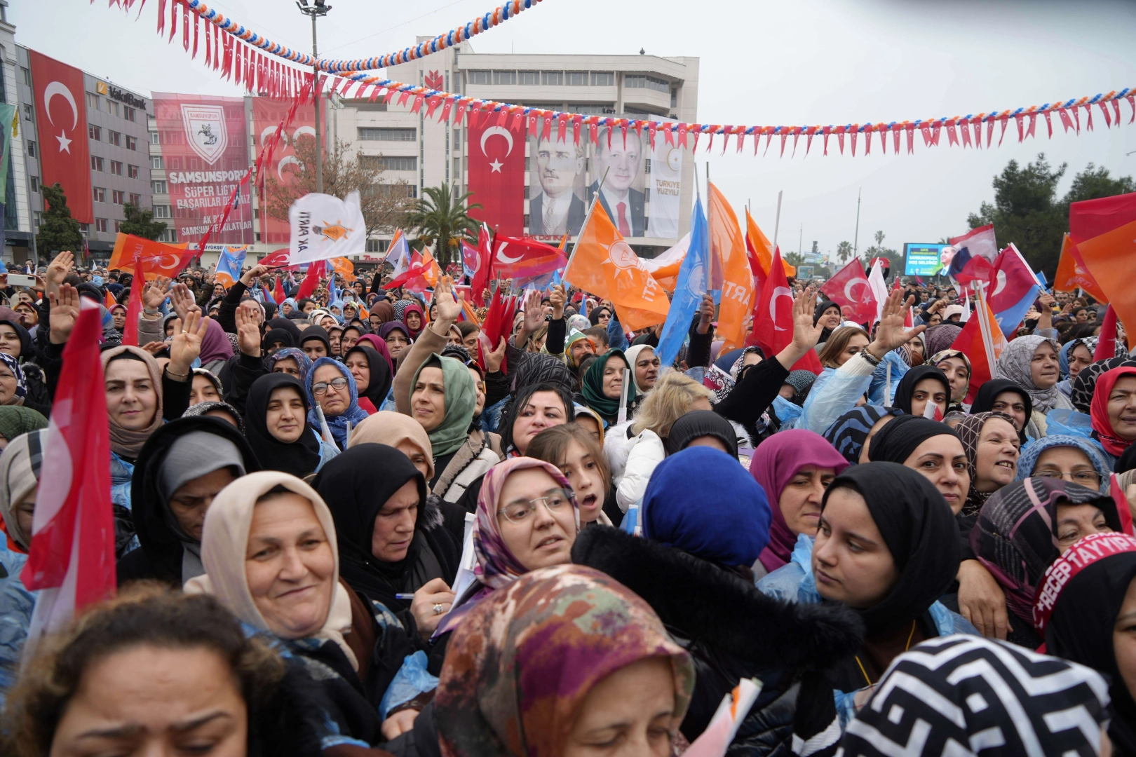 Samsun'da Cumhurbaşkanı Erdoğan'ı coşkulu karşılama