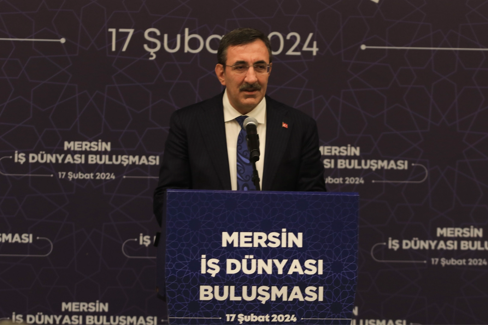 Cumhurbaşkanı Yardımcı Cevdet Yılmaz: 11. büyük ekonomi konumundayız haberinin görseli