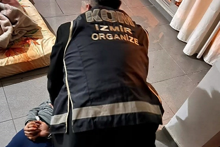 İzmir polisi suçlulara göz açtırmıyor