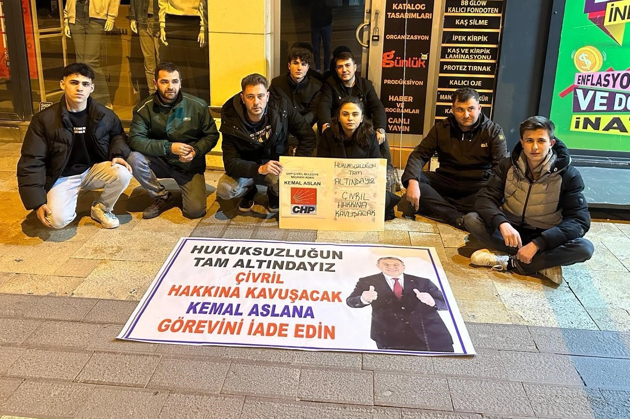 CHP Denizli'de aday değiştirilmesine tepki haberinin görseli