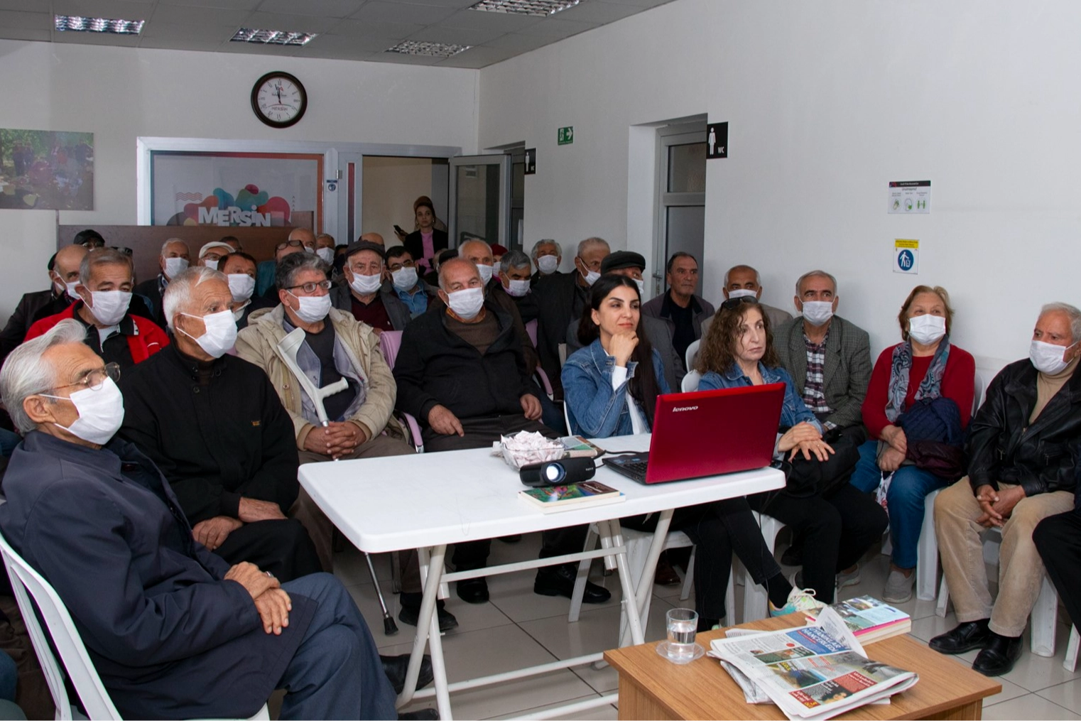 Emekli Evi Üyeleri bilgilendirdi: Beslenme ve yaşlılık psikoloji nasıl olur?