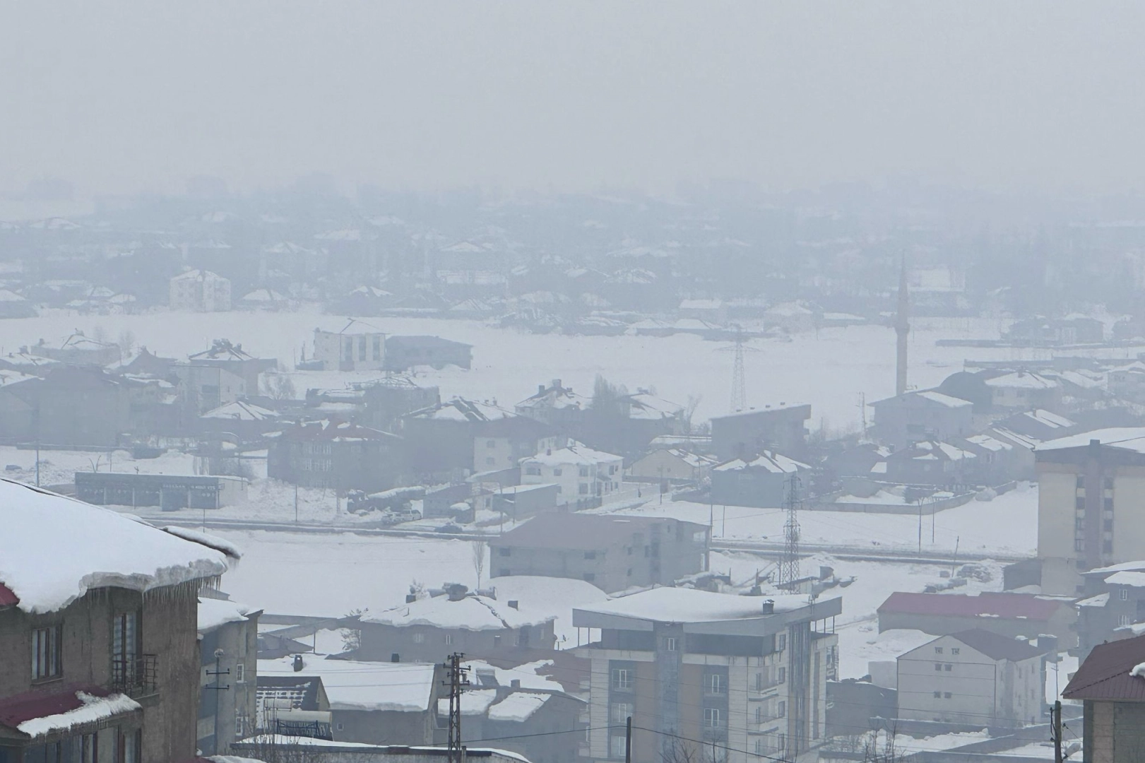 Hakkari’de uçak seferleri iptal edildi haberinin görseli