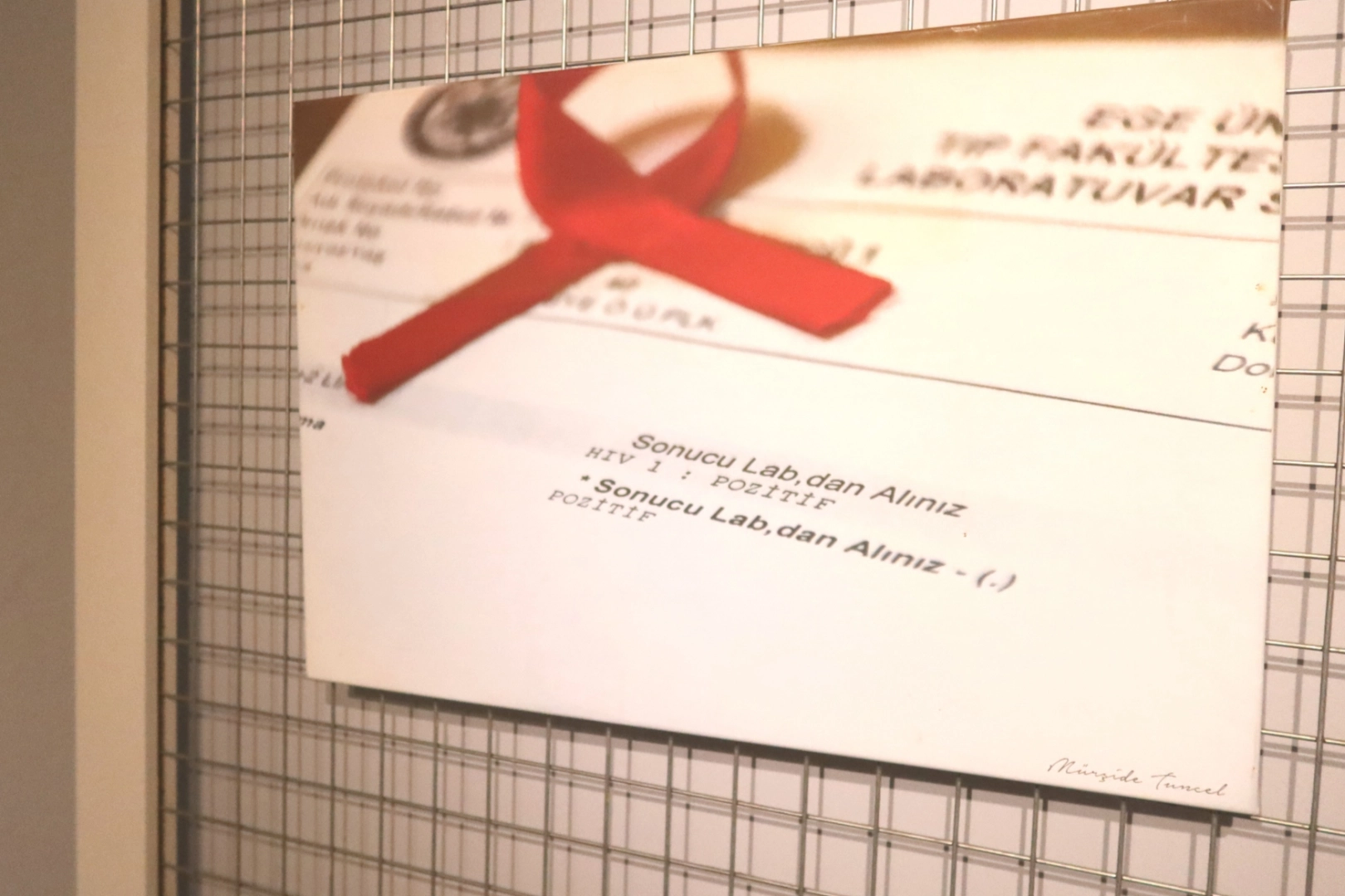 Bornova’da AIDS farkındalığı için sergi haberinin görseli