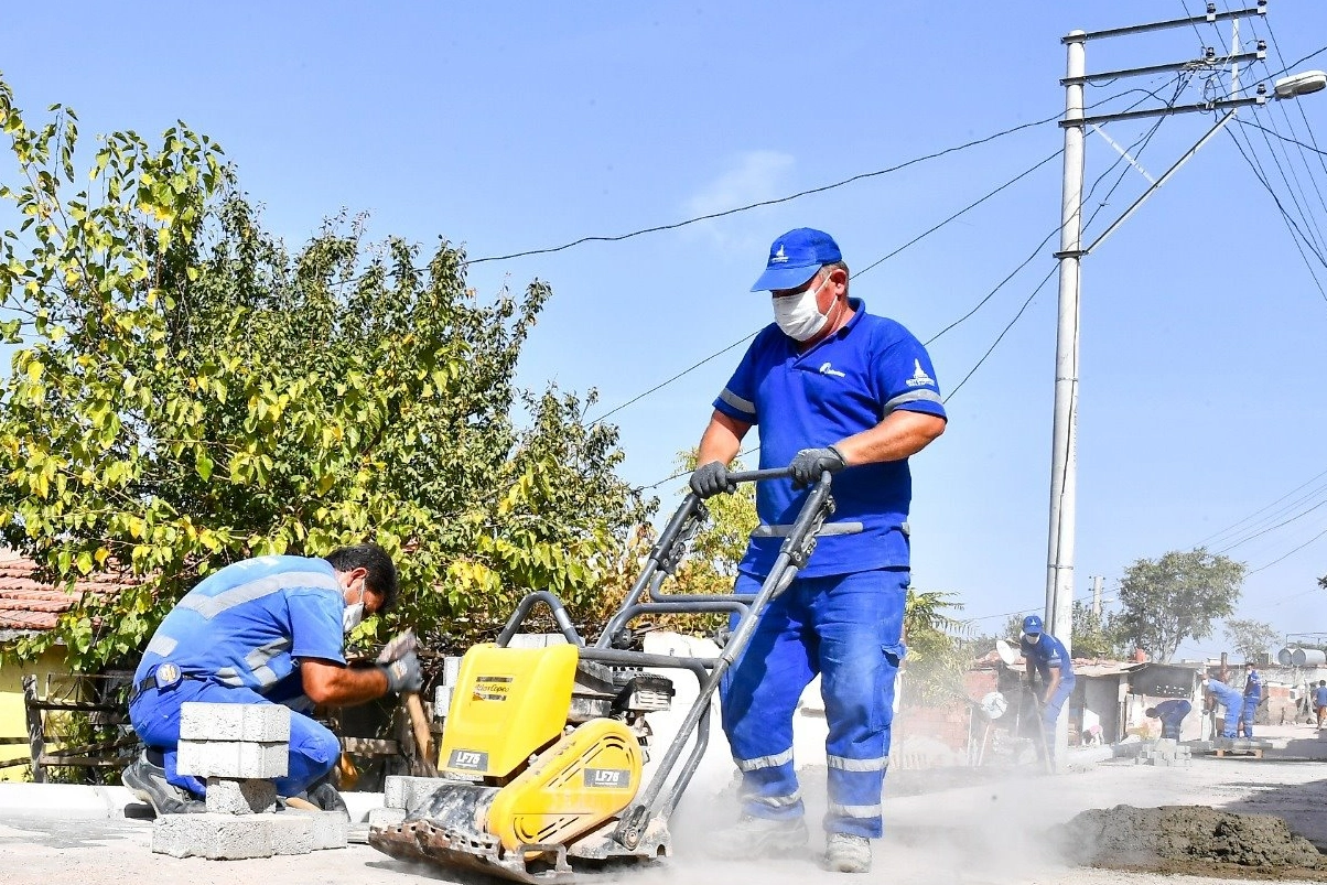 İzmir'in Acil Çözüm Ekipleri iz bıraktı